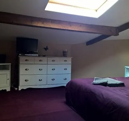 Διαμέρισμα Sleeps 8 Air Con Wifi *