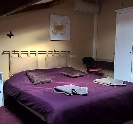 Sleeps 8 Air Con Wifi *